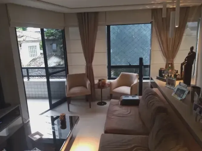 APARTAMENTO CASA AMARELA