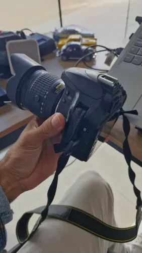 Vendo Câmera D3400 somente o corpo
