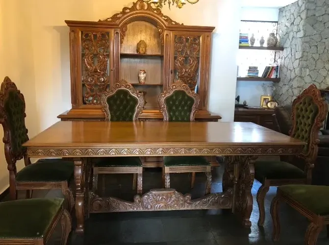 Mesa de jantar madeira maciça 6/8 lugares