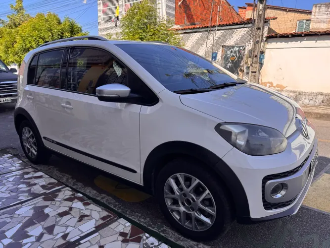 Volkswagen Up! Cross 1.0 TSI Total Flex 12V 5P 2017