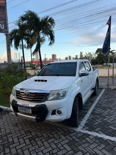 HILUX BRANCA 2015 DISEL