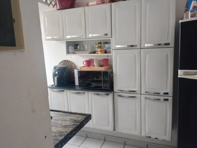Armário de aço com balcao