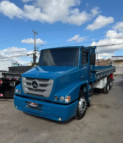 Mercedes bens Atron 2324 