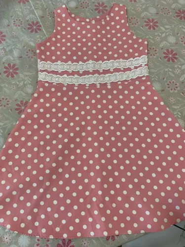 Vestido Rosa de poá 