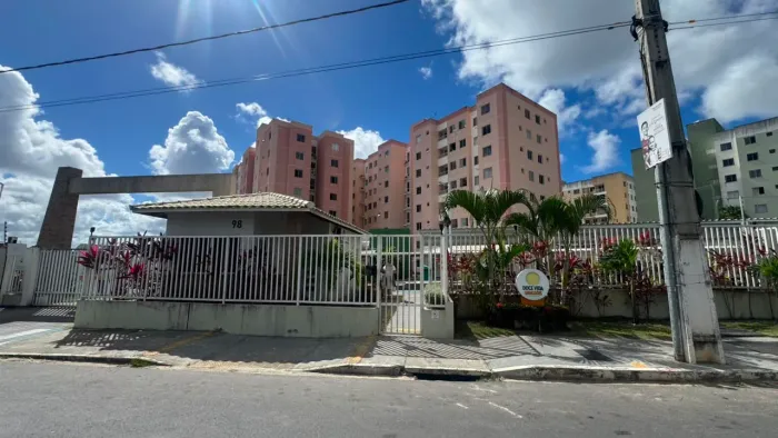 Apartamento com 62m² para alugar no Condomínio Doce Vida Girassóis, Madre Paulina - São Cr