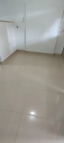 Alugo apto