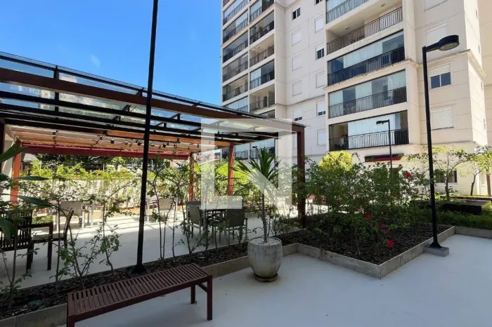 APARTAMENTO RESIDENTIAL em Campinas - São Paulo, Cambuí