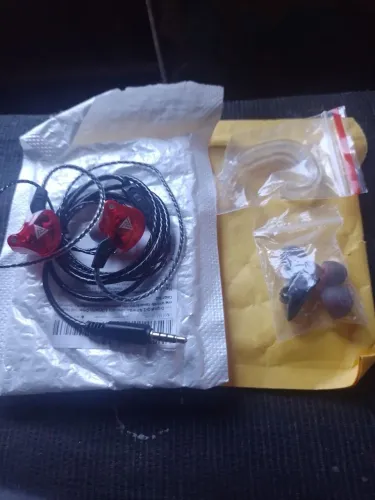 Fone QKZ AK6 retorno de palco/ gamer 
