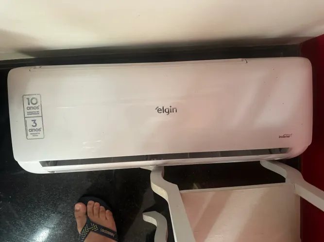 Ar condicionado inverte Elgin 9000 btus + Wifi  7 meses de uso 