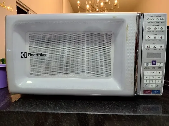 Microondas Electrolux 34 litros, 220v