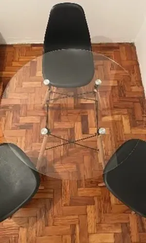 Mesa Tok&Stok Eames Vidro + 3 Cadeiras - Excelente Estado