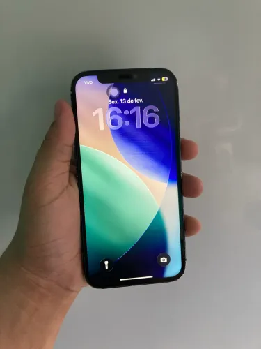 iPhone 12 64GB pego inferior com volta 