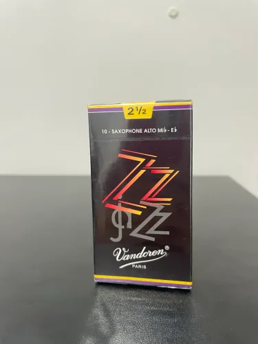 Caixa c/10 palhetas Vandoren Jazz Zz Sax Alto 2,5