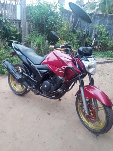 Fazer 250