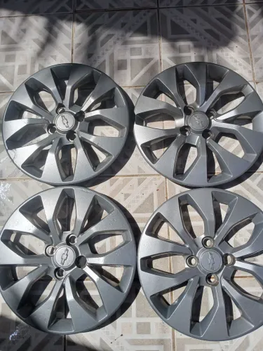 VENDO CALOTAS CHEVROLET ARO 15