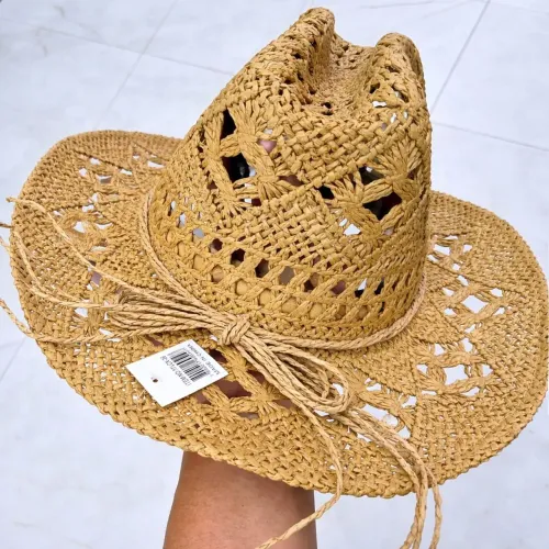 CHAPÉU DE PALHA PRAIA<br>