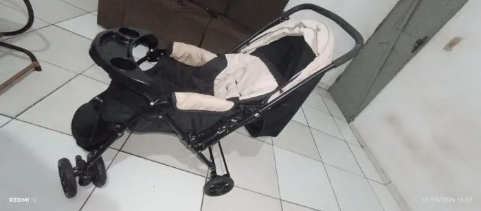 Carrinho de bebê em perfeito estado 