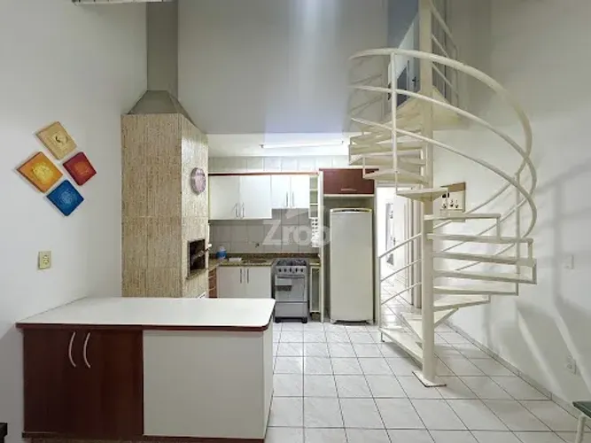 Casa com 2 dormitórios para alugar, 62 m² por R$ 2.400/mês - Água Verde - Blumenau/SC