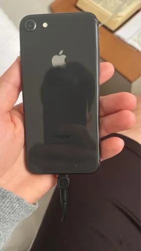 iPhone 8