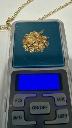 Escapulário de ouro 18k 