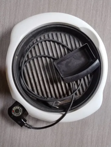 Assadeira elétrica grill Britânia multi grill 2