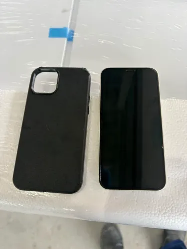 Vendo iPhone 12 128gb.