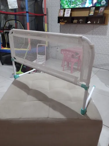 Grade de proteção para cama
