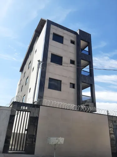 Vendo cobertura no bairro Novo Eldorado contagem mg