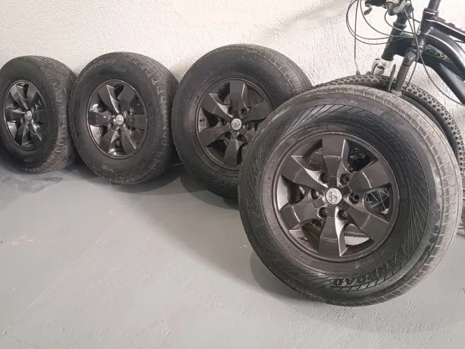 Rodas de caminhonete 6x139 aro 16 com pneus 