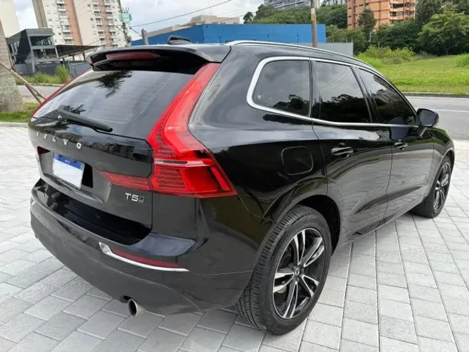 Volvo XC 60 T-5 Momentum 2.0 254cv AWD 5P 2019