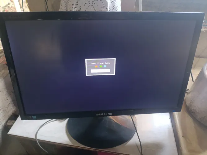 Monitor Samsung 19,5 polegadas