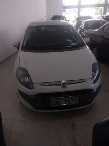 Fiat Punto Sporting 1.8 Flex 8v/16v 5P 2014