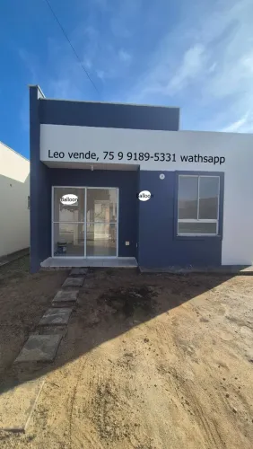Leo vende, casa no bairro Feira 7, com 2|4 e terreno excedente