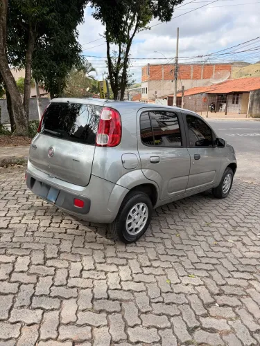 Fiat Uno Vivace Celeb. 1.0 EVO F.flex 8V 5P 2012
