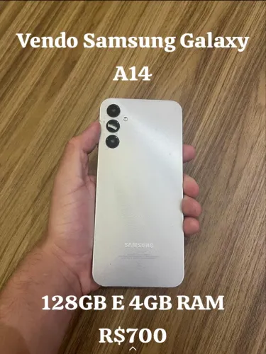 Vendo Samsung Galaxy A14, 128 Gb de armazenamento e 4 Gb de RAM.