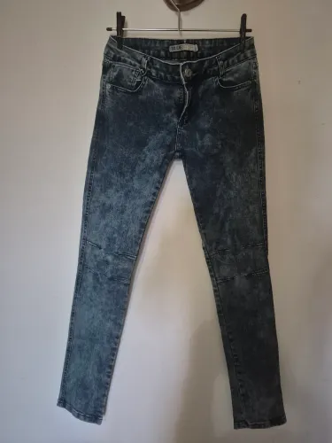 Calça jeans nova