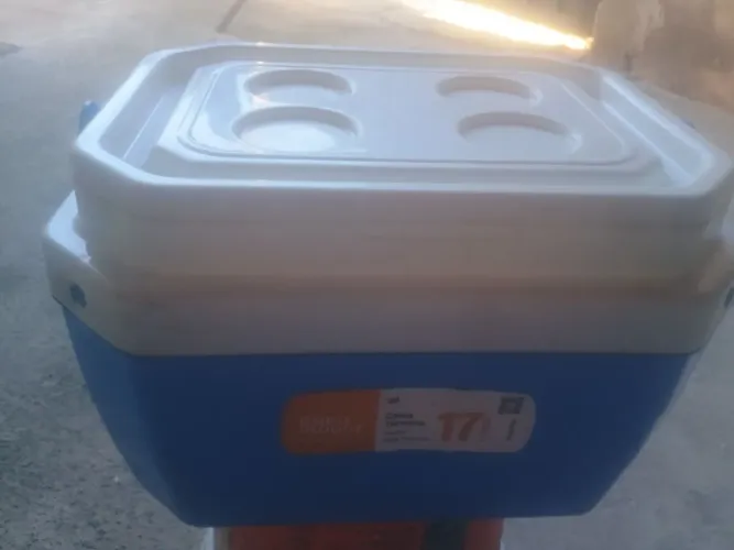  cooler para conservar bebidas geladas