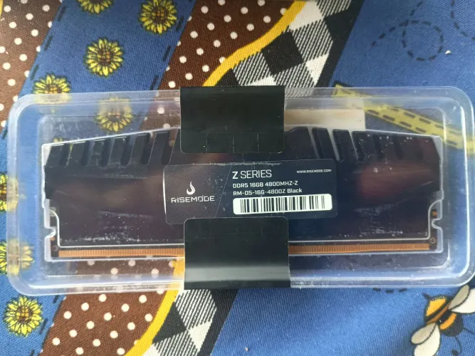 MEMÓRIA DDR5 16GB, LACRADA