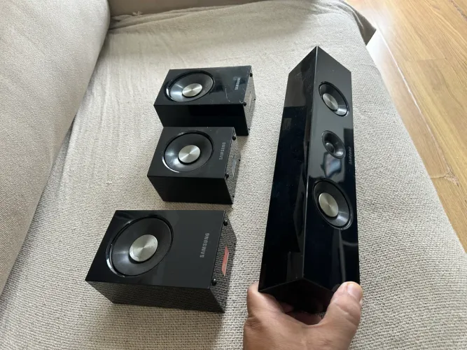 Kit 4 Caixas De Som Home Theater Samsung 3 Ohms (1 Central + 3 Satélites)