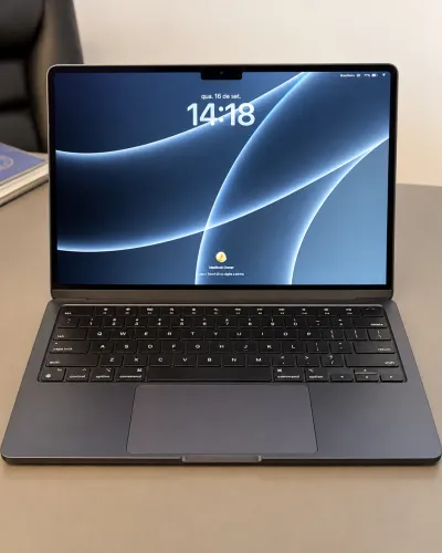 MacBook Air M2 2022 8GB 256GB Midnight | Bateria 95% + Word