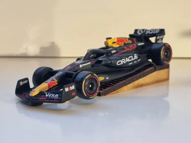 Miniatura F1 Red Bull McDonald's Oracle RB Racing 1/43
