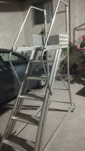 Escada plataforma
