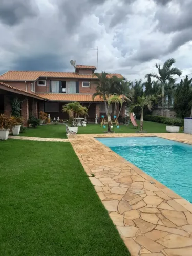 Chácara para Locação em Limeira, BAIRRO DO PINHAL, 4 dormitórios, 2 suítes, 4 banheiros, 1