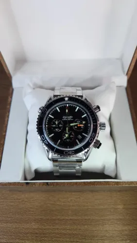 Relogio Modelo Omega Planet Ocean