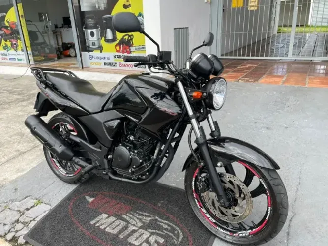 Fazer 250 Edição Limitada.