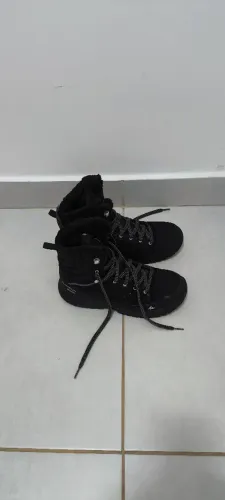 Bota QUECHUA para uso em neve (número 40)