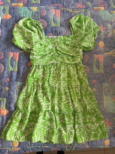 VESTIDO VERDE