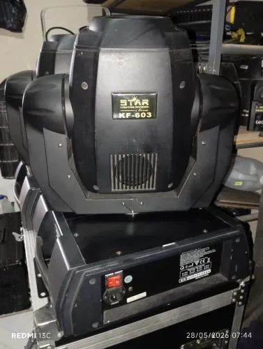 Vendo equipamento de iluminação tenho 6 aparelhos kf 603 Star 500,00 a unidade.