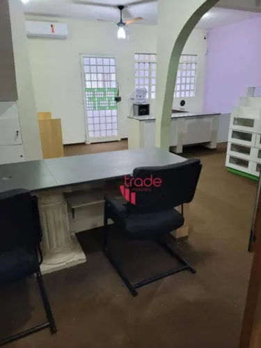 Ponto Comercial para Vender de 02 Salas no Bairro Centro em Ribeirão Preto com Recepção.