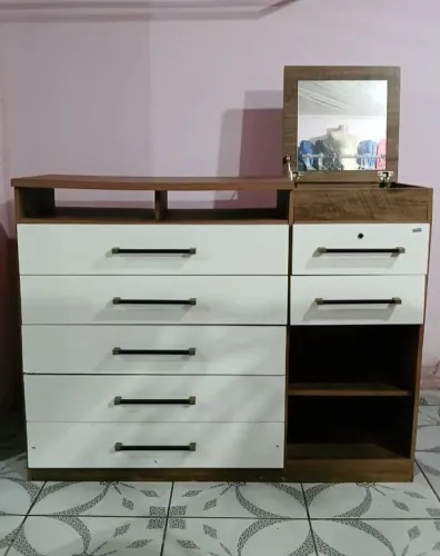 CÔMODA